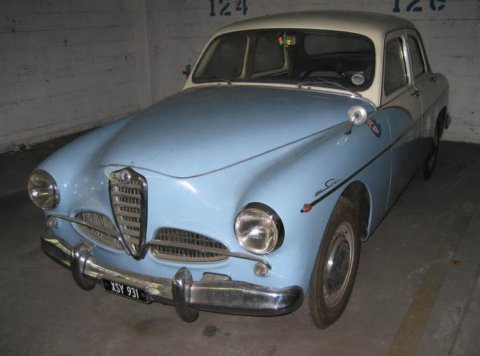 1956_Alfa_Romeo_1900_Berlina_Sedan_For_Sale_Front_1.jpg