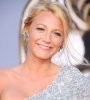 blake-sari-saclarina-geri-dondu_11072011155906.jpg