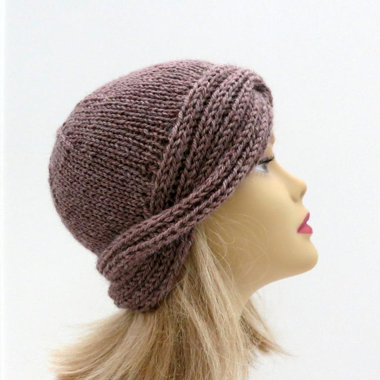 knit-hat-patterns-downton-nora-vintage-cloche-hat-pattern-rtgnpdb-.jpg