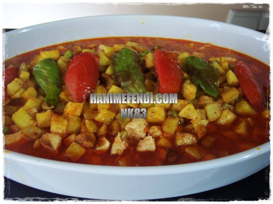 Küp Sebze Kızartmalı Tavuk Sote.jpg