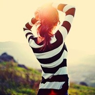 Tumblr-girl-black-and-white-shirt_large.jpg