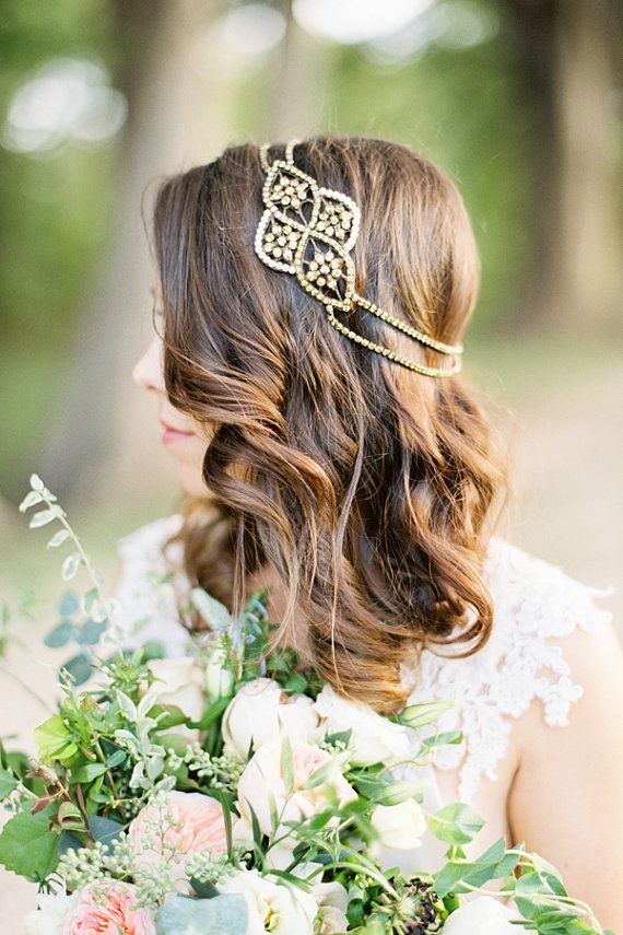 10-romantic-bridal-accessories.jpg