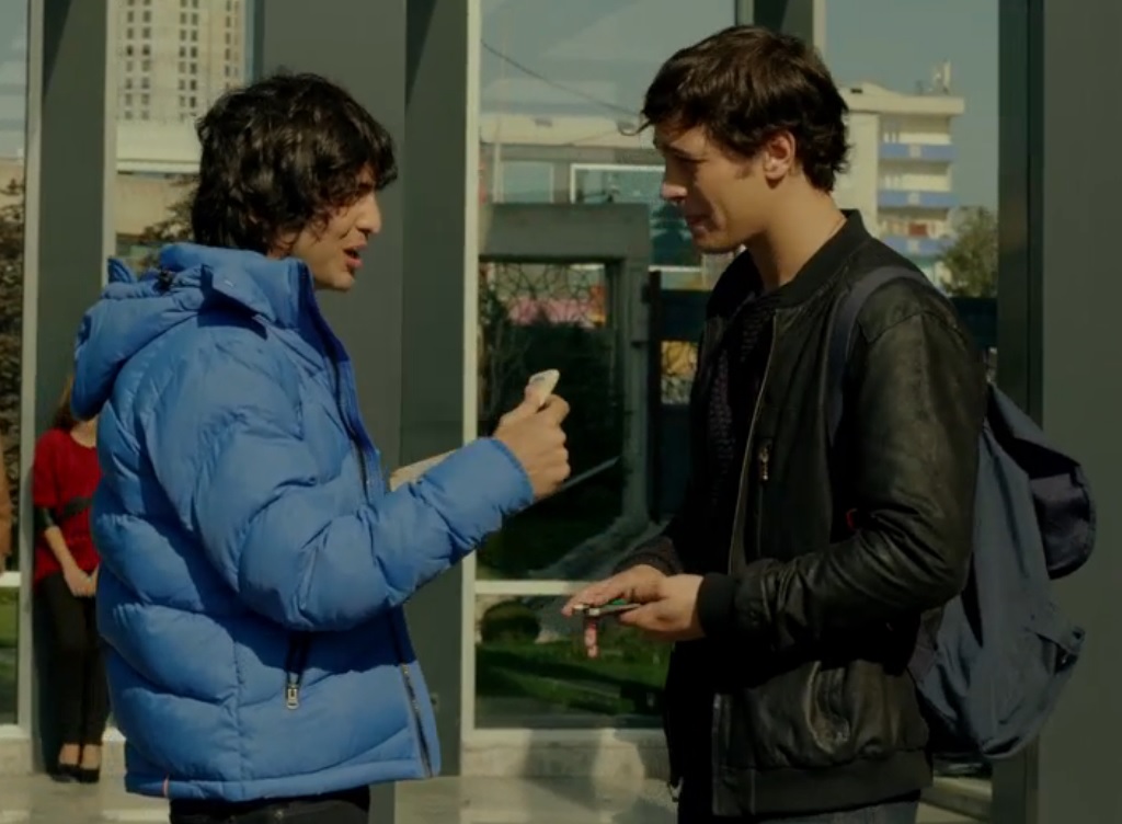medcezir-mert-kiyafetleri.jpg