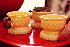 tumblr_mfvaywwEn41rb1ib1o5_250.gif