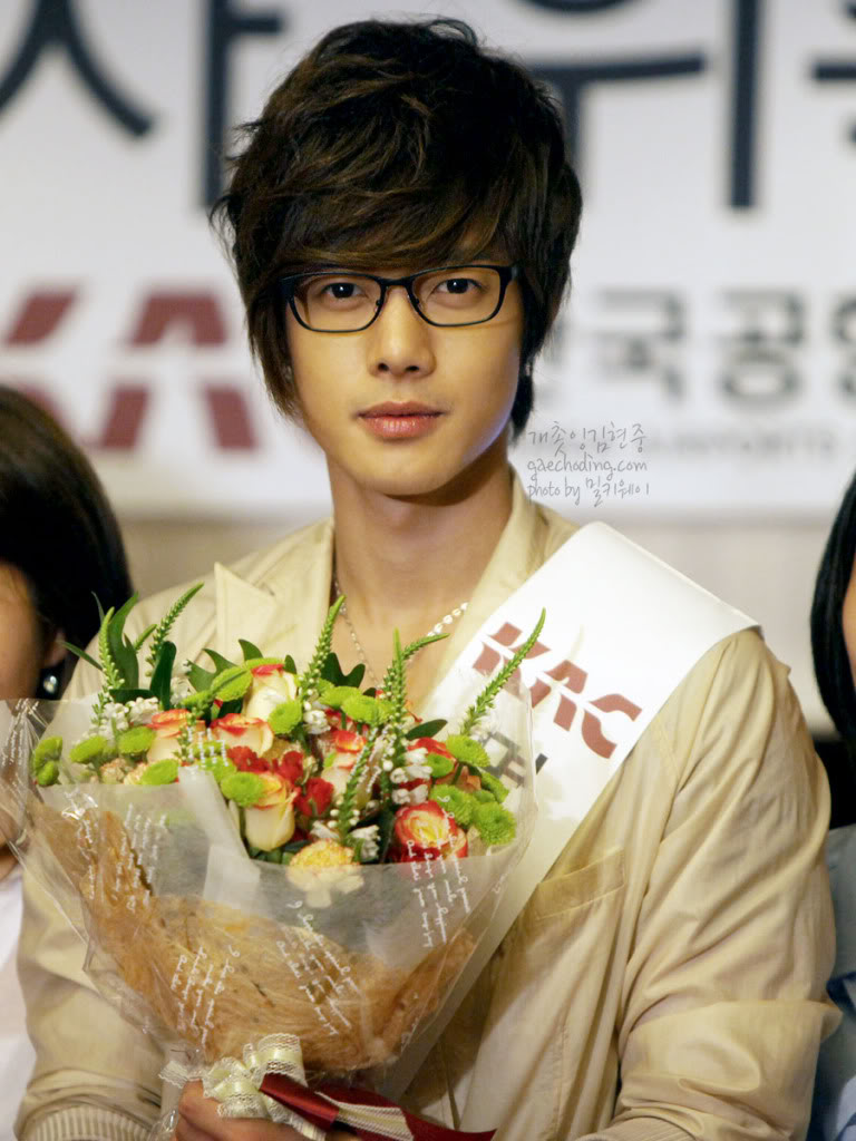 kim-hyun-joong_376760.jpg