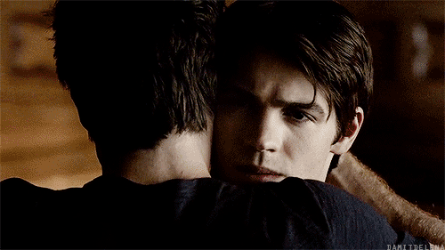 tumblr_mv7d6uAZ541s4pwv6o1_500.gif