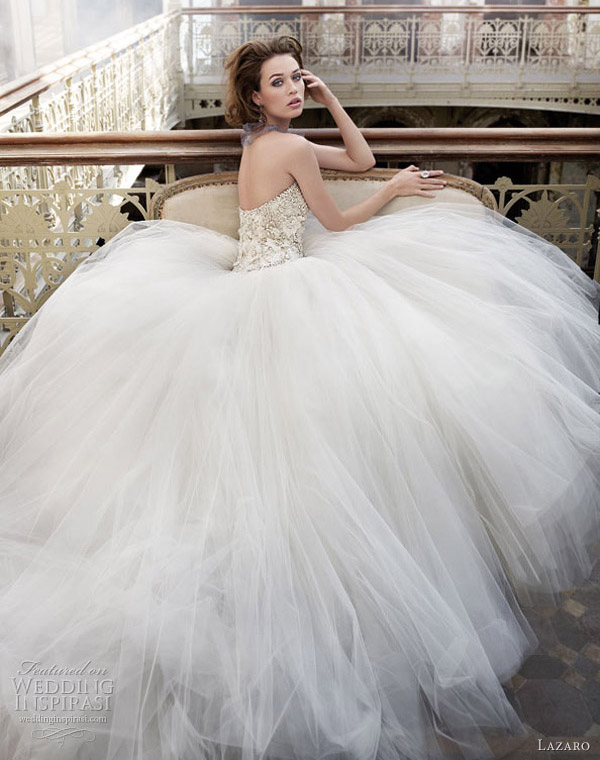 lazaro-bridal-2012-.jpg