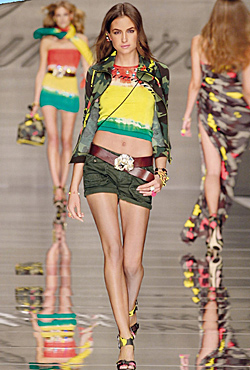 Trends-ss2010-Blumarine-24.jpg