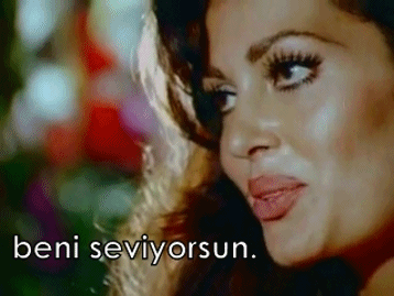 tumblr_m88o3kSxtM1r7u936o1_r1_400.gif
