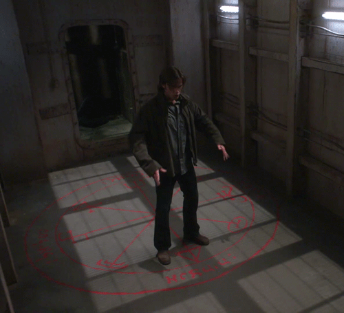 tumblr_lslvg9ALvy1qawq0no1_500.gif