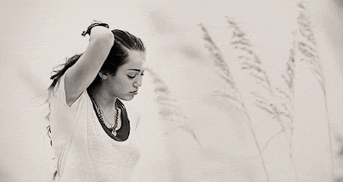 tumblr_lqwzarMrwm1qmyvlfo1_500.gif