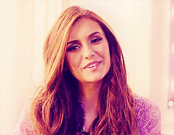 nina_dobrev_gif____6.gif