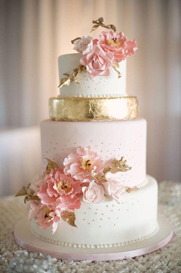 25-classic-wedding-cakes-that-stand-the-test-of-time.jpg