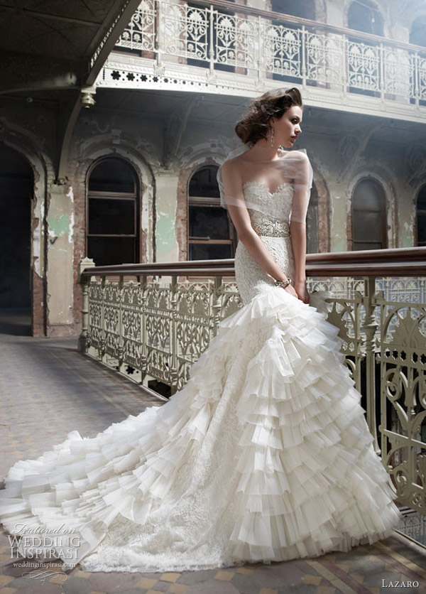 lazaro-3200-wedding-dress.jpg