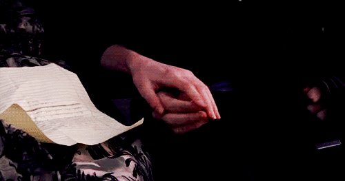 tumblr_lh0u6iGHxm1qe9eo3o1_500.gif