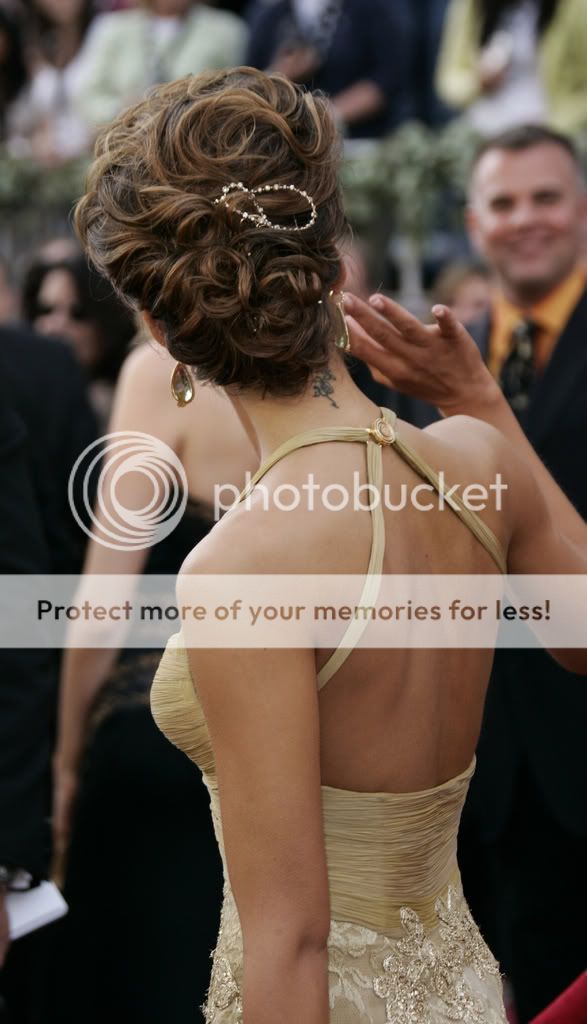 Jessica_Alba_Oscars_Updo.jpg