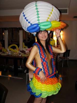 balloon_dresses_09.jpg