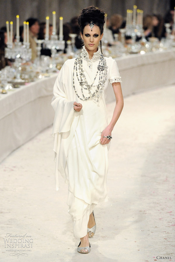 chanel-fall-2012-pre.jpg