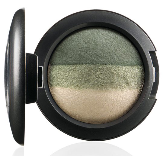 mac_inthegroove_eyeshadow_calmcoolcollected.jpg