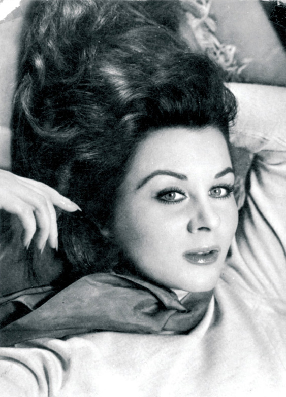 legend-fatma-girik-yesilcam-32525774-563-783.jpg