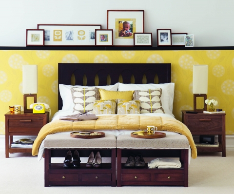 yellow-retro-bedroom-1.jpg