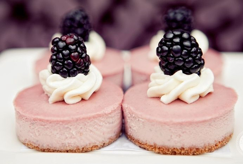 cakes-candy-dessert-food-fruit-Favim.com-118985.jpg