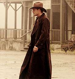tumblr_nc8jehb7RL1qafea7o1_250.gif