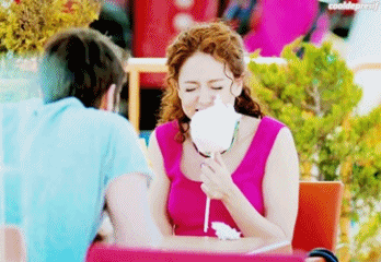 tumblr_nolln1dPwo1tl9f4fo2_400.gif