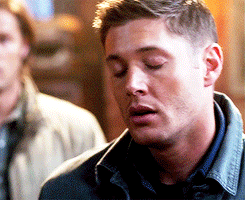 tumblr_mlz6esy7lx1rxfigmo2_250.gif