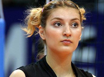 neslihan-darnel_343.jpg