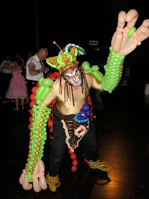 balloon_dresses_10.jpg
