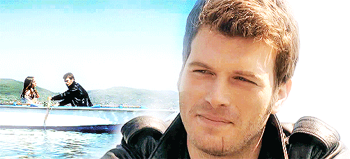 tumblr_ml7dzhrBc61rqalkio1_500.gif
