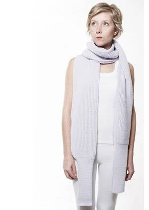49577399_1254854759_scarf4.jpg