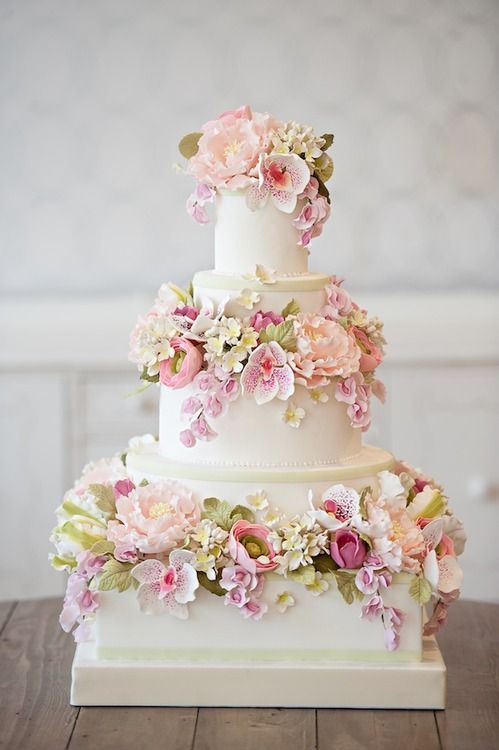 wedding-cakes.jpg