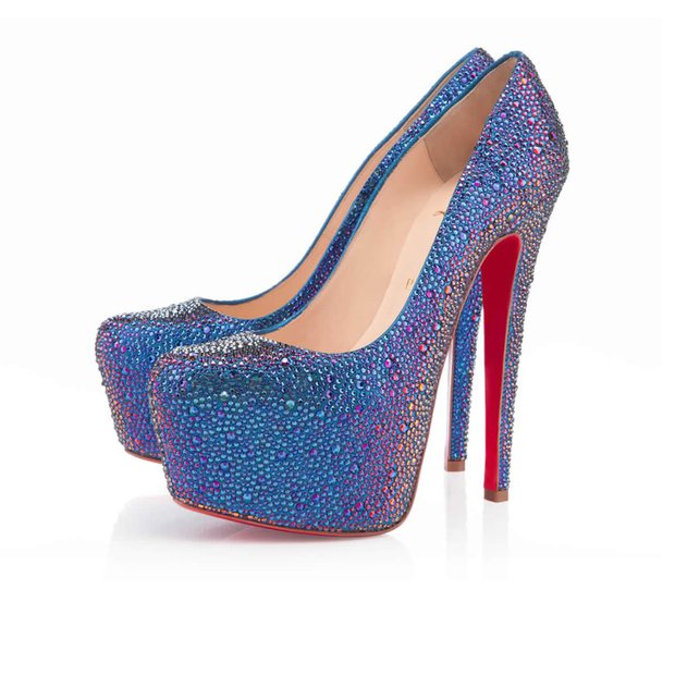 christian-louboutin-daffodile-strass-gelin-ayakkabisi.jpg
