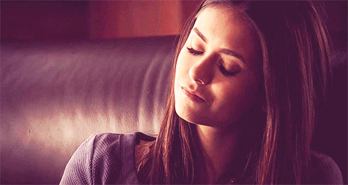 elena-gilbert-elena-gilbert-32157853-500-266.gif