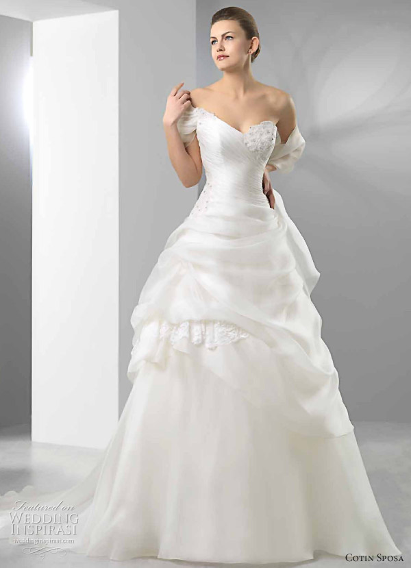 cotin-sposa-2011-wedding-gown.jpg