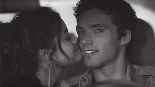 tumblr_m1i0jzAVJv1r4r0czo1_500.gif
