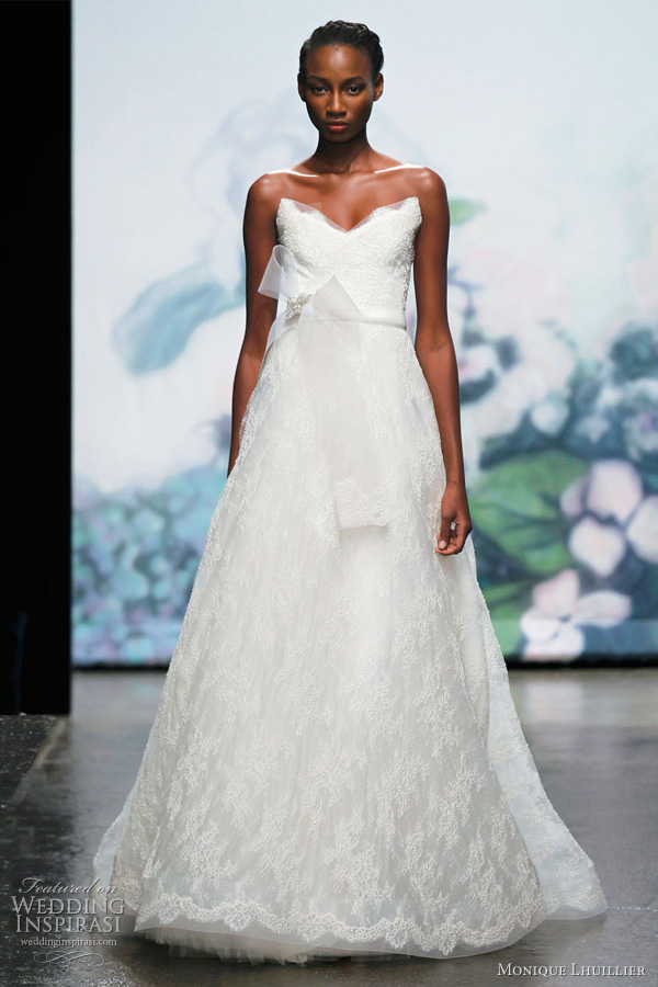 monique-lhuillier-fall-2012-bridal.jpg