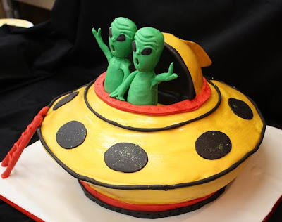 Alien+Luv-2.jpg