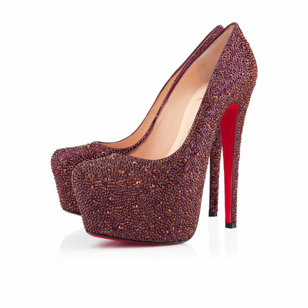 christian-louboutin-daffodile-gelin-ayakkabisi.jpg