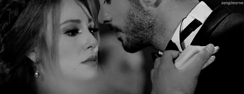 tumblr_nqxmtnRujv1rv22ito2_r1_500.gif