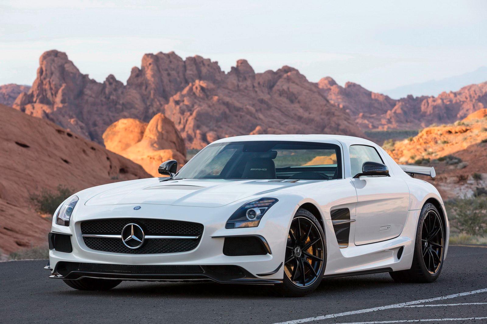 2014-Mercedes-SLS-AMG-Black-Series-3.jpg