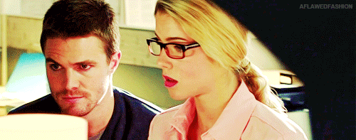 -Oliver-and-Felicity-oliver-and-felicity-33523976-500-197.gif