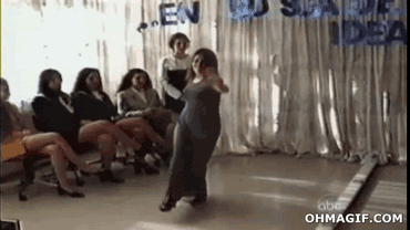 girls_fail_miserably_in_these_hilarious_gifs_31.gif