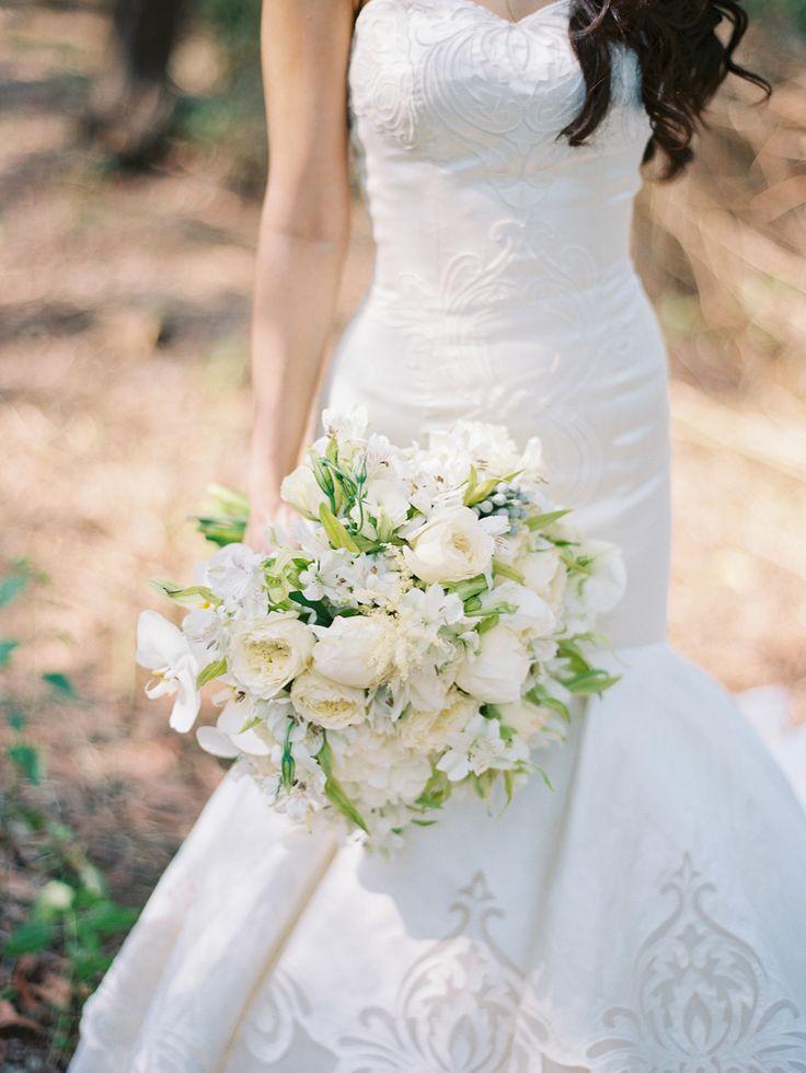 ethereal-white-wedding-at-alila-villas-uluwatu-francis-and-fe.jpg