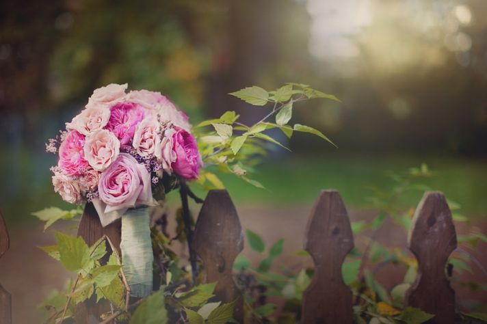 monochromatic-pink-bridal-bouquet__full.jpg