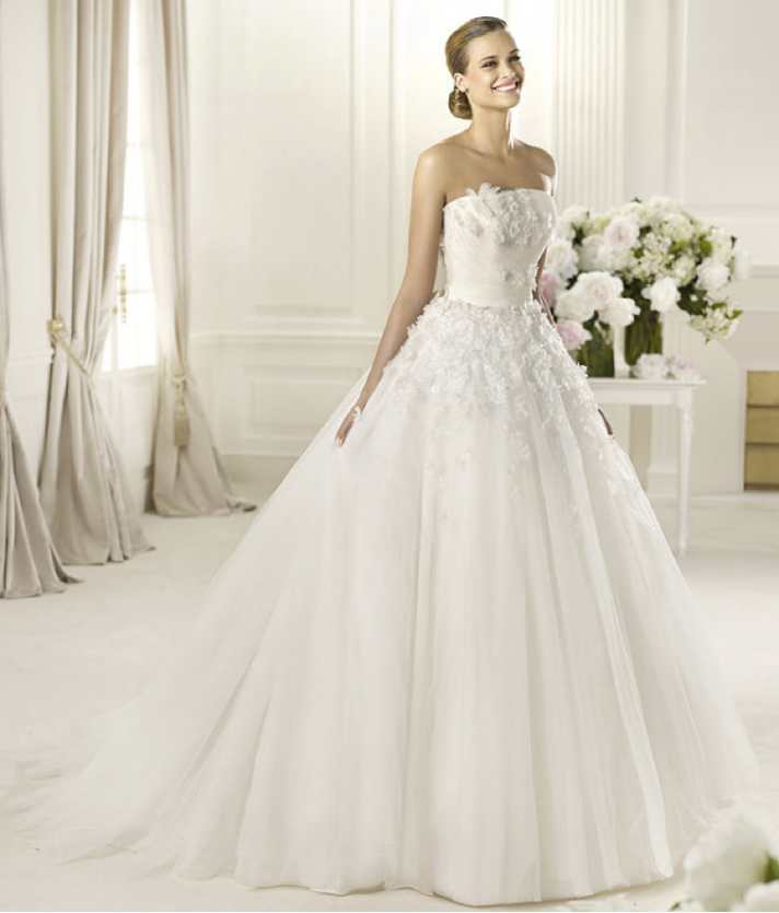 2013-wedding-dress-pronovias-glamour-collection-bridal-gowns-dogma__full.png