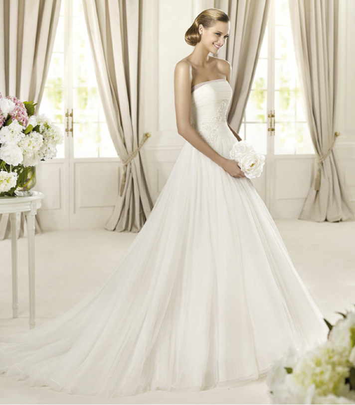 2013-wedding-dress-pronovias-glamour-collection-bridal-gowns-duarte__full.png