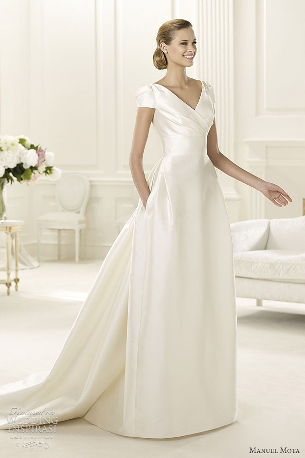 manuel-mota-for-pronovias-wedding-dresses-2013-gabina.jpg